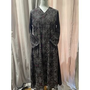 Vintage Hand Embroidered Caftan M